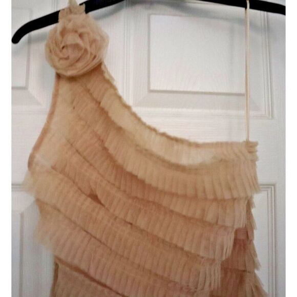 Kimchi Blue x Urban Outfitters Sz M Beige Layered Sheer One Shoulder Dress - Picture 3 of 7